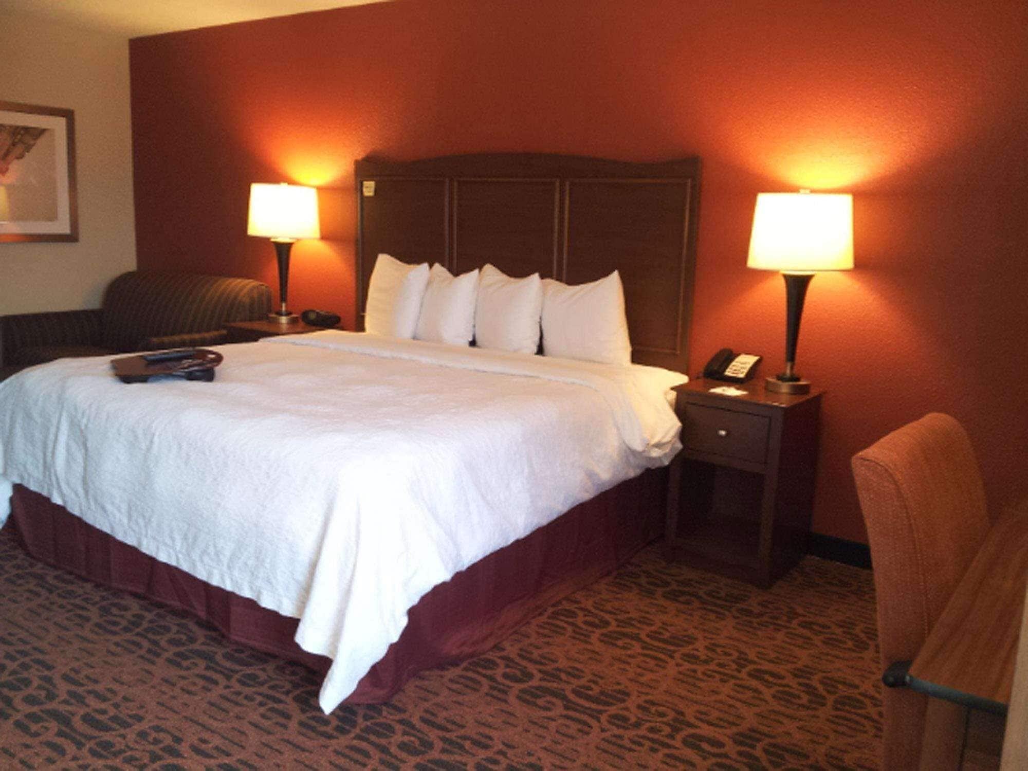 Hampton Inn Columbus-South Гроув Сити Екстериор снимка