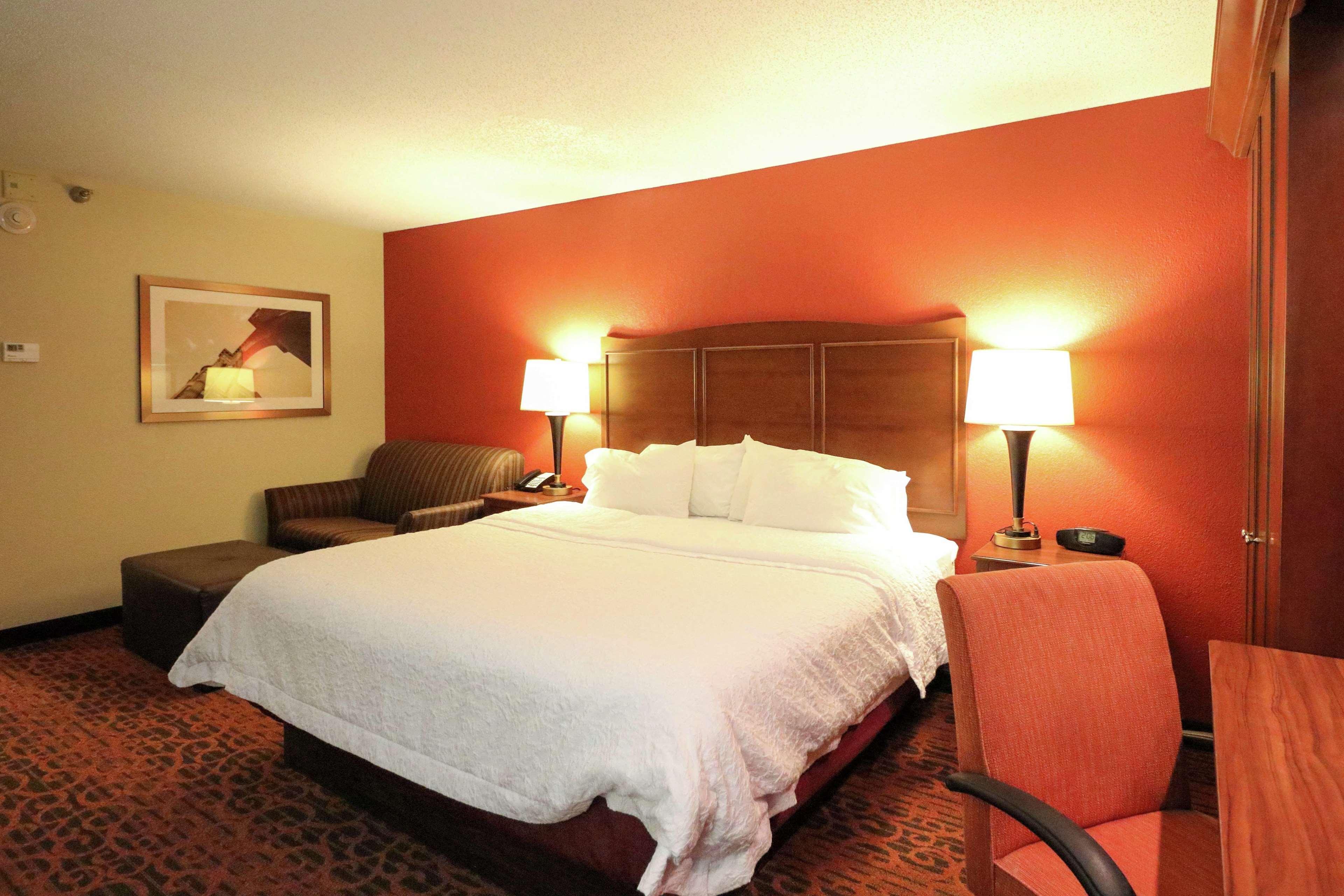 Hampton Inn Columbus-South Гроув Сити Екстериор снимка
