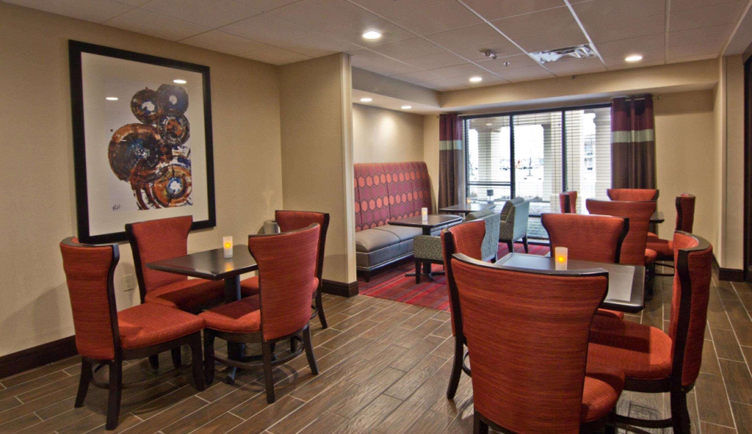 Hampton Inn Columbus-South Гроув Сити Екстериор снимка