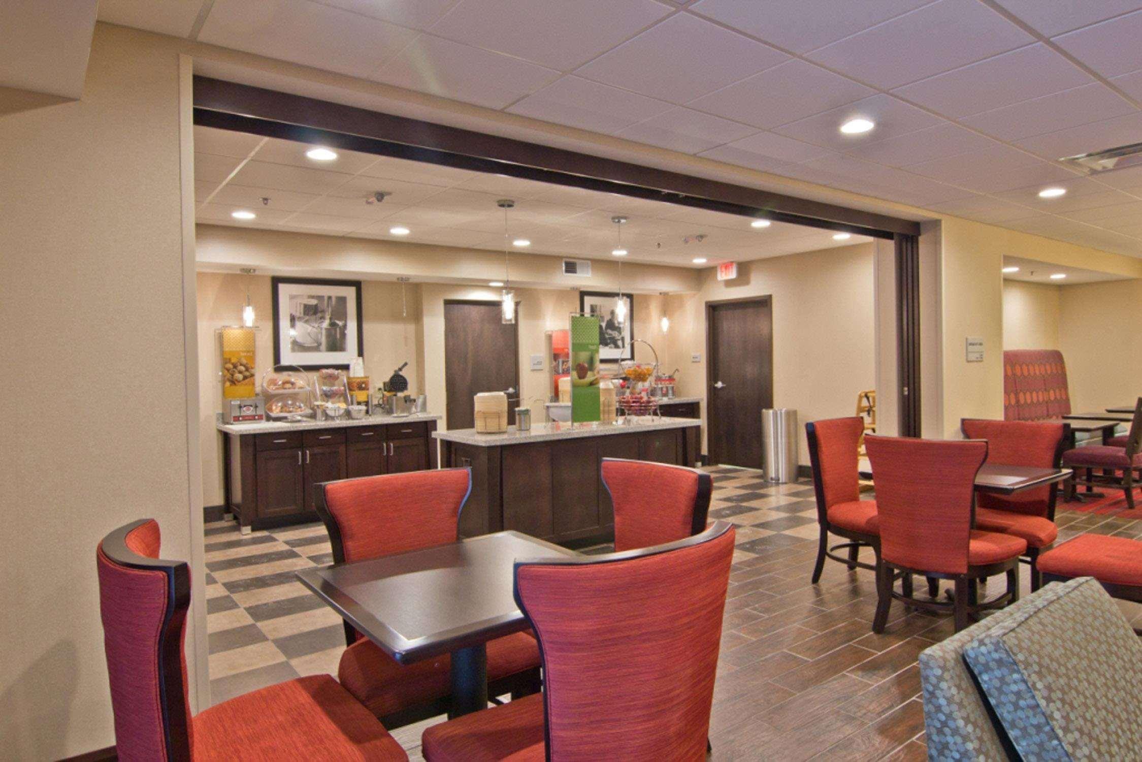 Hampton Inn Columbus-South Гроув Сити Екстериор снимка