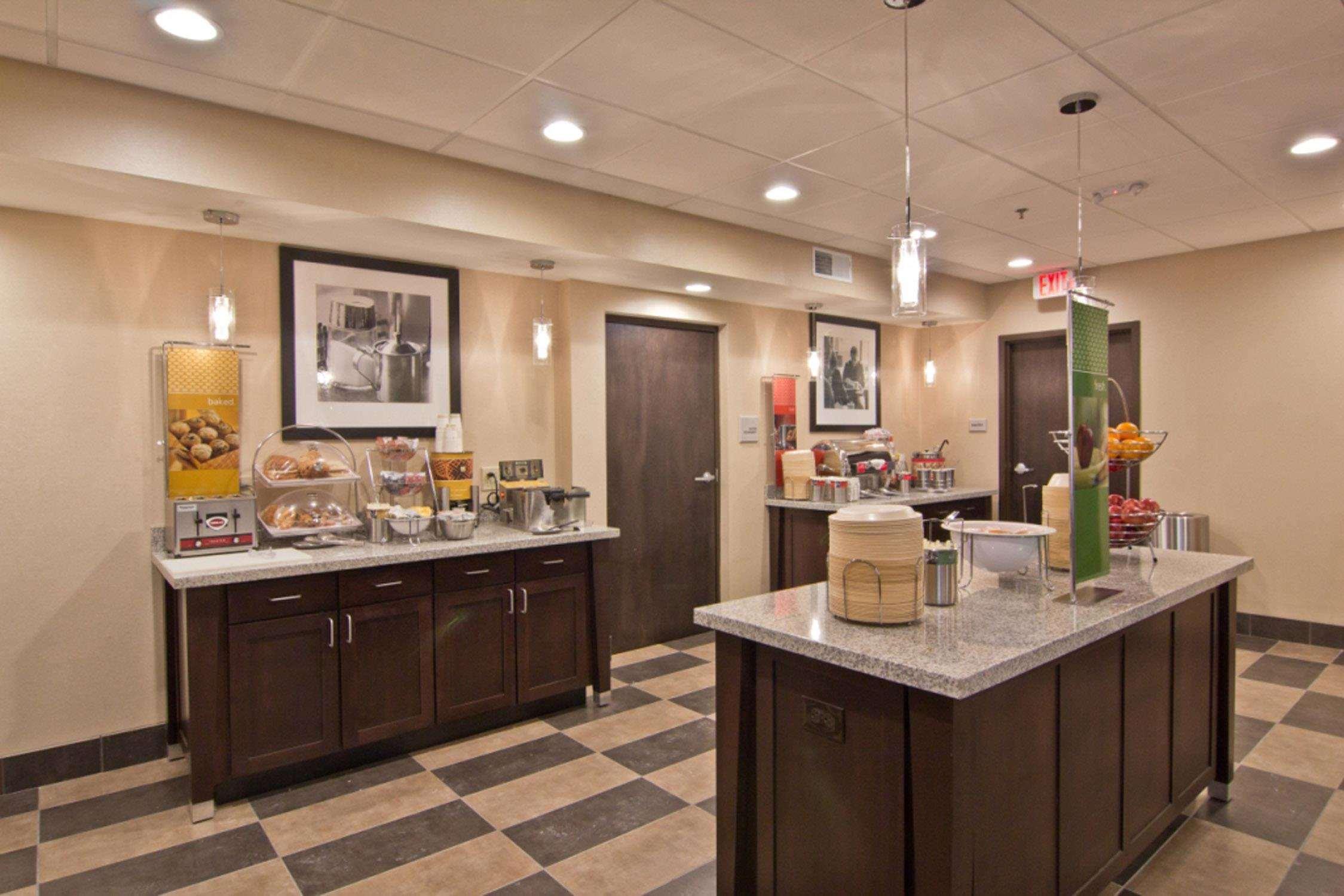 Hampton Inn Columbus-South Гроув Сити Екстериор снимка