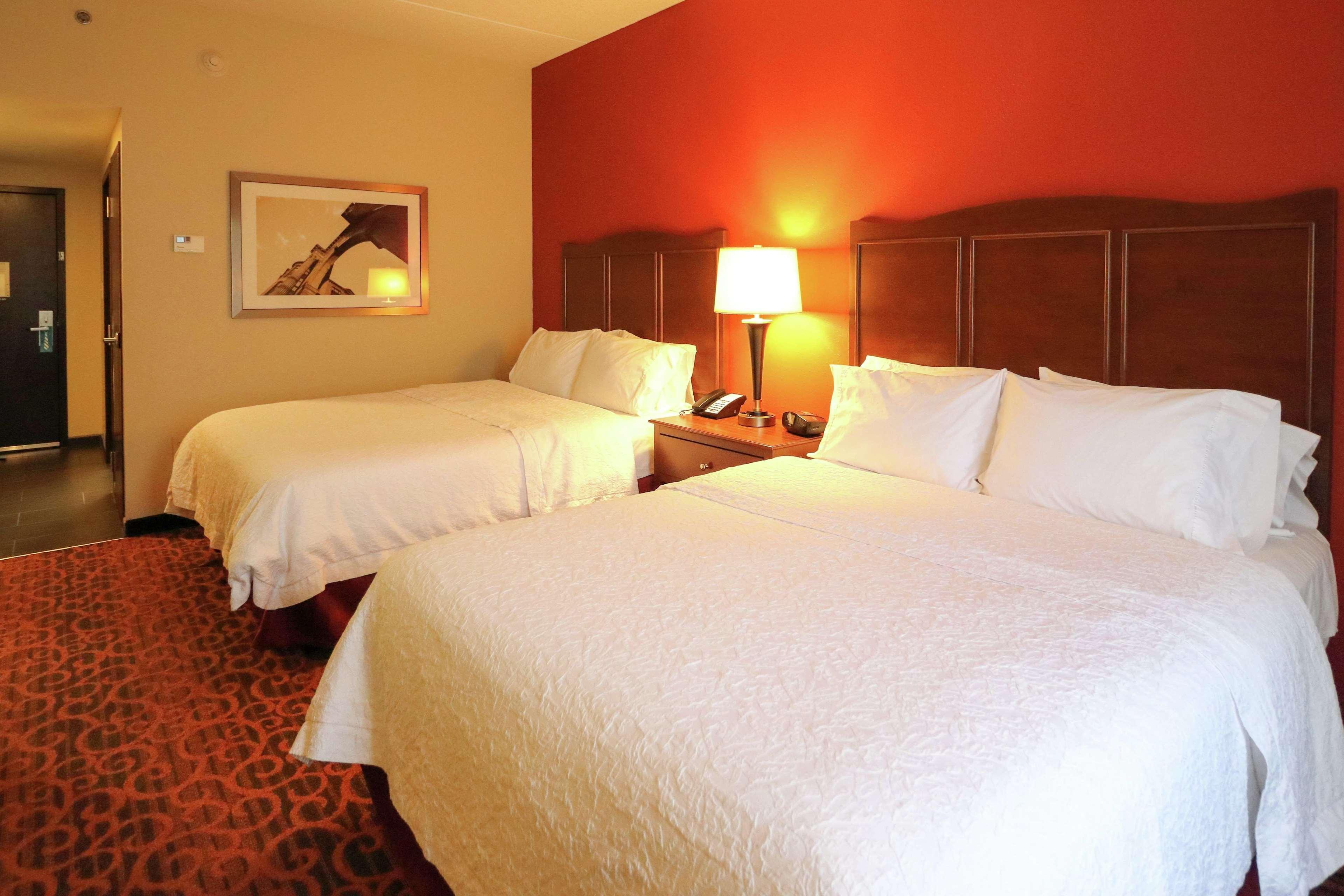 Hampton Inn Columbus-South Гроув Сити Екстериор снимка