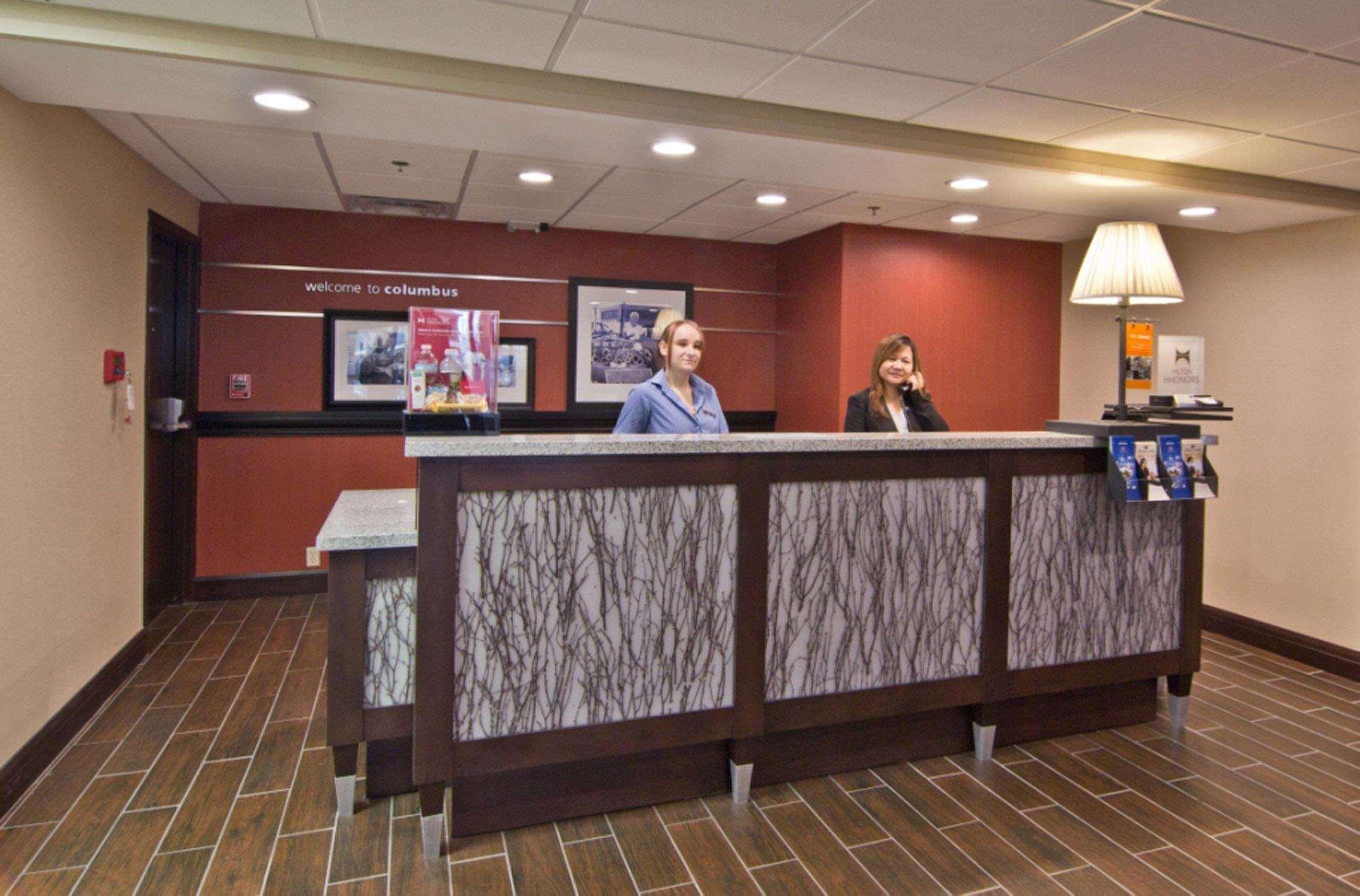 Hampton Inn Columbus-South Гроув Сити Екстериор снимка