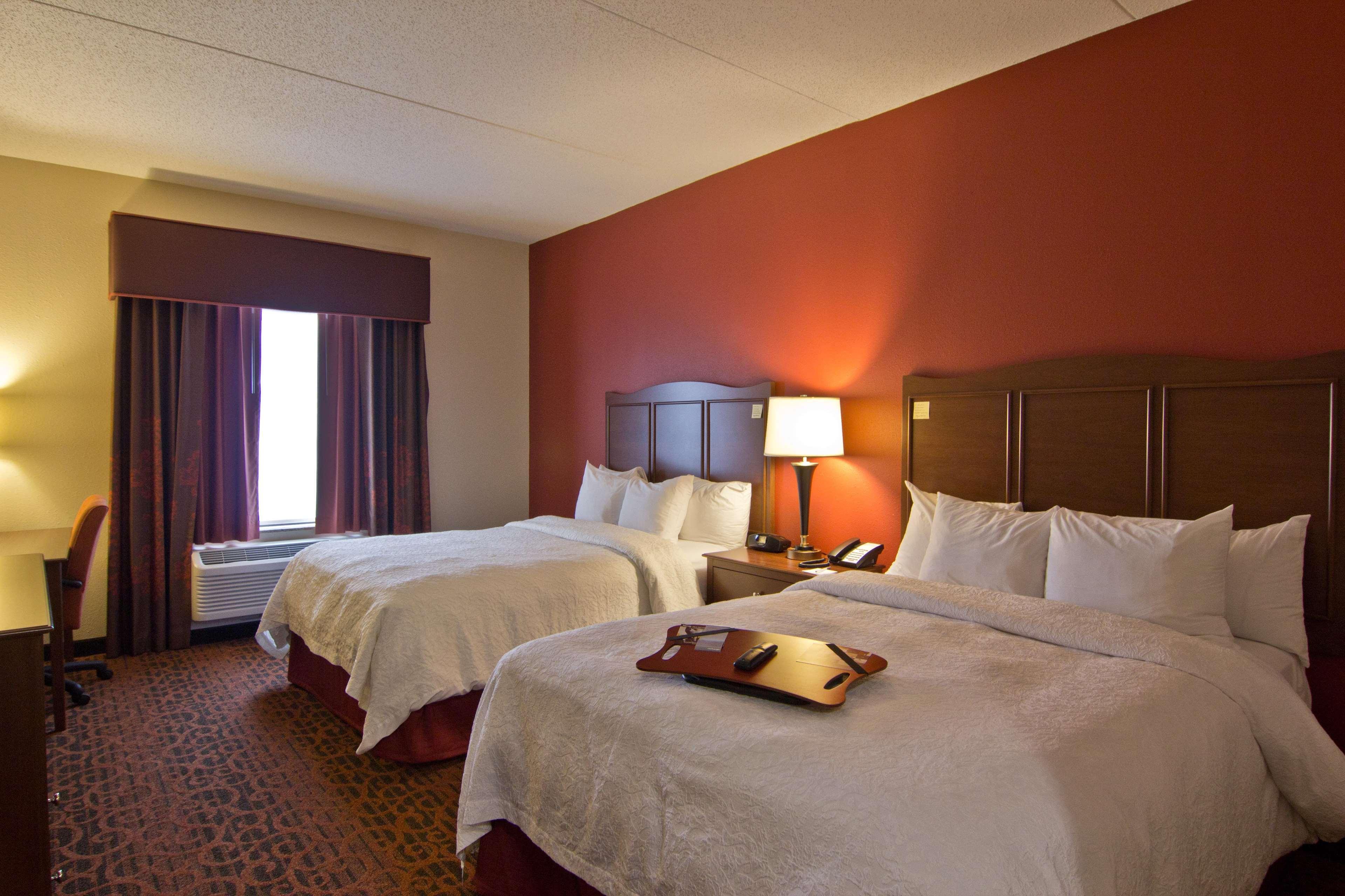 Hampton Inn Columbus-South Гроув Сити Екстериор снимка